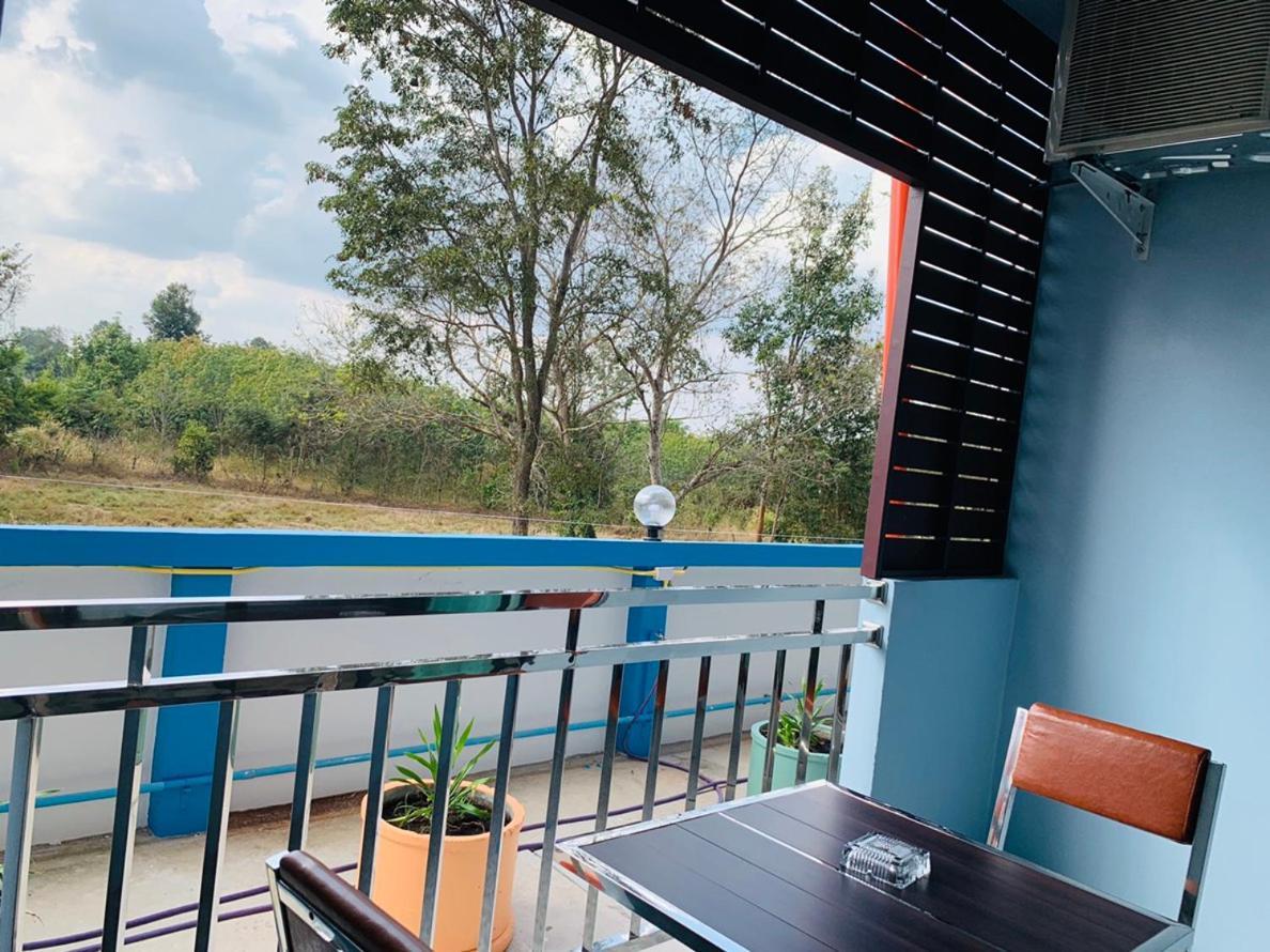 โรงแรมมาลินี スリン エクステリア 写真